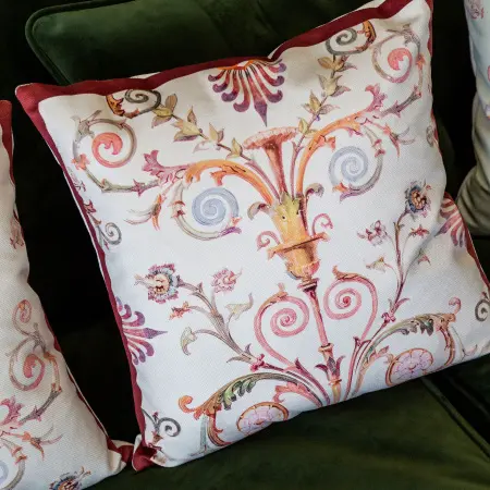 Подушка декоративная «Эрмитаж» beige, версия 2